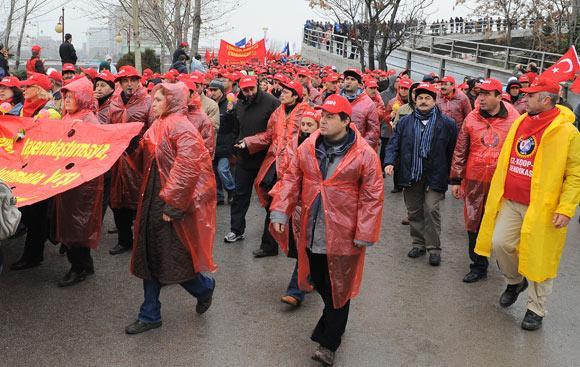İşçilerden Ankara'da büyük miting - Resim 2