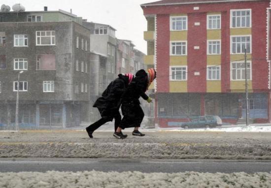 Karla kaplı bir İstanbul - Resim 17