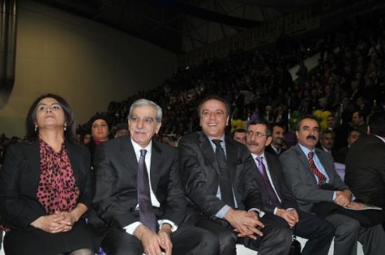 BDP Genel Başkanı'nı seçiyor - Resim 12