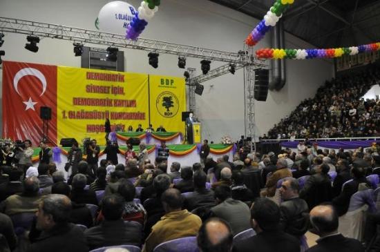BDP Genel Başkanı'nı seçiyor - Resim 2