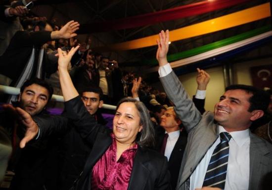 BDP Genel Başkanı'nı seçiyor - Resim 5