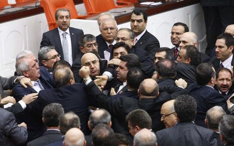 TBMM'de AKP+MHP kavgası - Resim 14