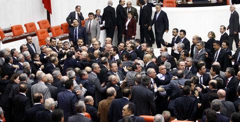 TBMM'de AKP+MHP kavgası - Resim 12