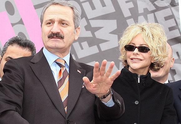 Bakan Çağlayan'dan Meg Ryan'a özel ilgi  - Resim 1