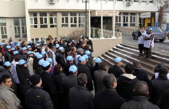 Tekel işçilerine destek yağıyor - Resim 61