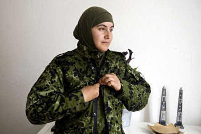 Danimarka'da türbanlı asker