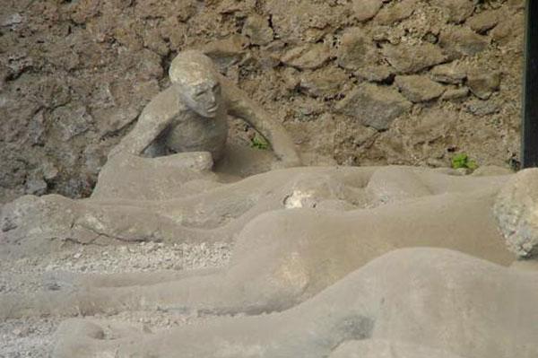 Tarihin ibret sayfası:Pompei - Resim 36
