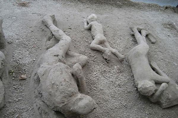 Tarihin ibret sayfası:Pompei - Resim 17