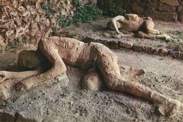 Tarihin ibret sayfası:Pompei - Resim 31