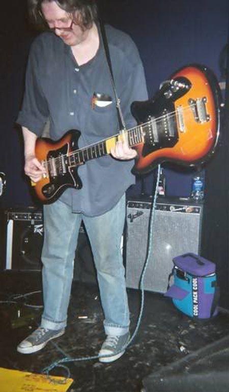 Dünya'nın en ilginç gitarları - Resim 7