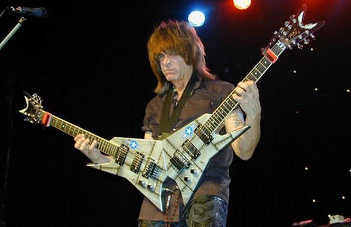 Dünya'nın en ilginç gitarları - Resim 23