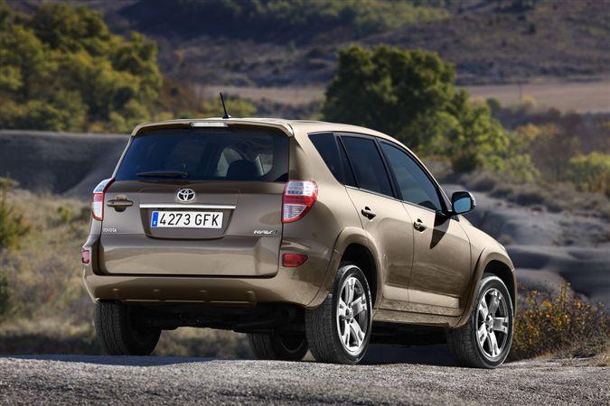Toyota RAV4 yeni yüzüne kavuştu - Resim 7