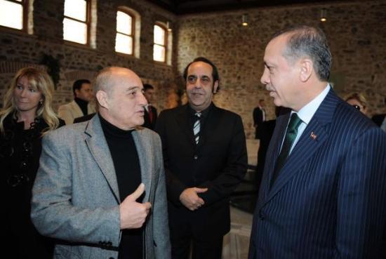 Başbakan Sanat Camiası'nı topladı