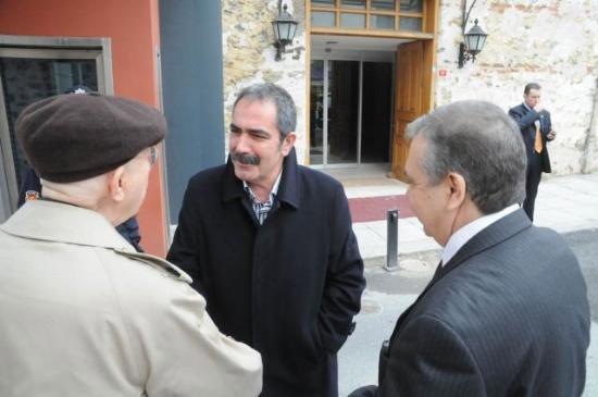 Başbakan Sanat Camiası'nı topladı