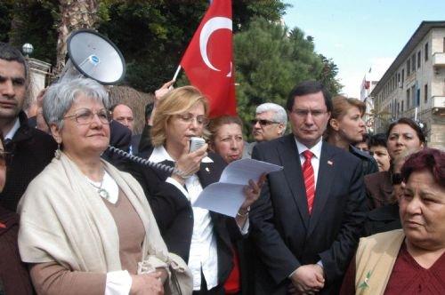 CHP'li kadınlar çarşaf yırttı - Resim 8
