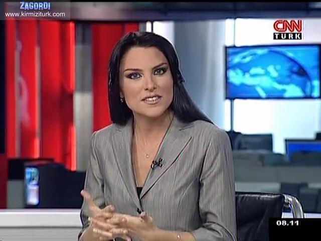 Habertürk'ün güzel spikeri Ece Üren - Resim 7