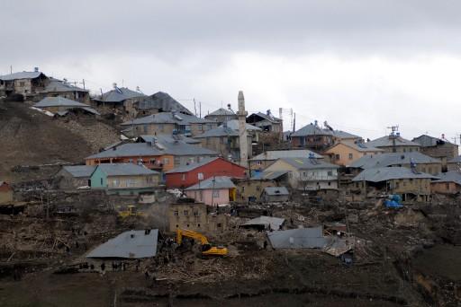 Elazığ'da 6 şiddetinde deprem - Resim 36