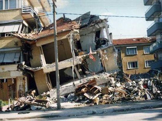Türkiye'nin en önemli depremleri  - Resim 27