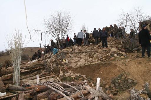 Elazığ'da 6 şiddetinde deprem - Resim 19