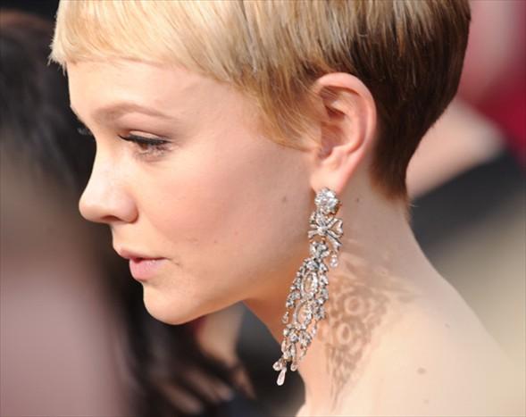 Oscar'da kırmızı halı şıklığı