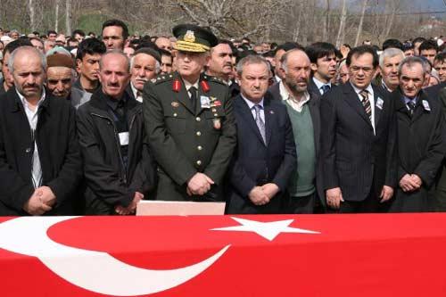 Samsunlular şehidini uğurladı - Resim 5