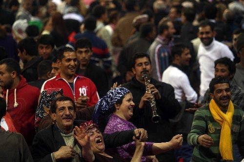 Erdoğan Roman vatandaşlarla çoştu - Resim 8
