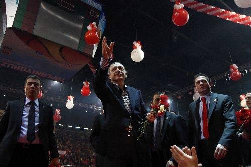 Erdoğan Roman vatandaşlarla çoştu - Resim 9