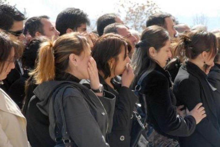 İntihar eden rektör son yolculuğuna uğurlandı - Resim 17