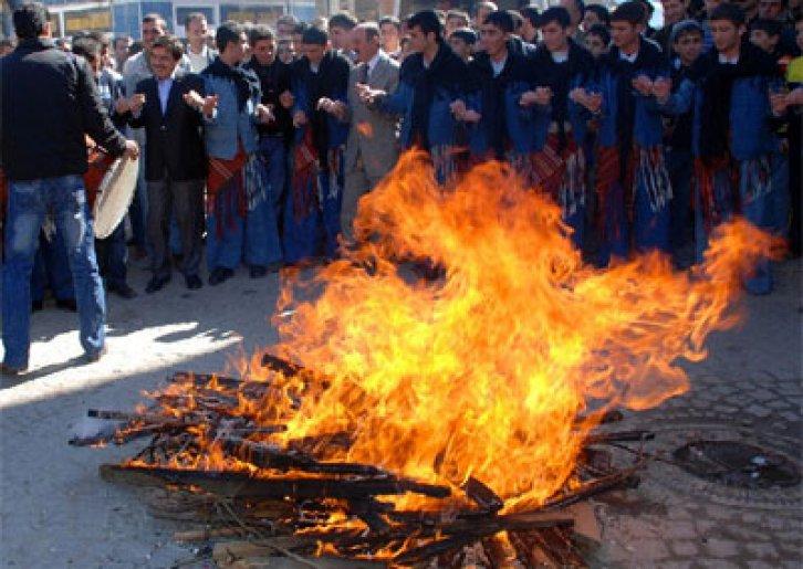 Nevruz ateşi her yerde