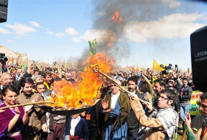 Nevruz ateşi her yerde