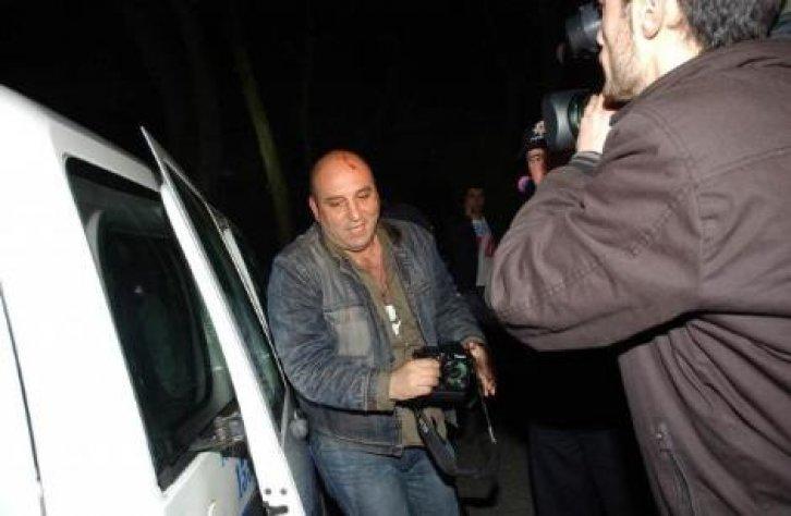Hürriyet muhabiri Kaddafi'nin korumalarıyla kavga etti - Resim 10