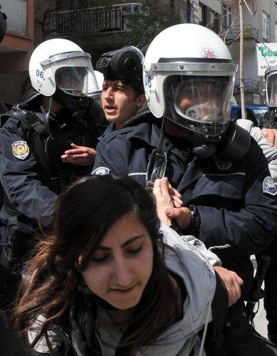 Ankara'da TEKEL meydan savaşı  - Resim 20