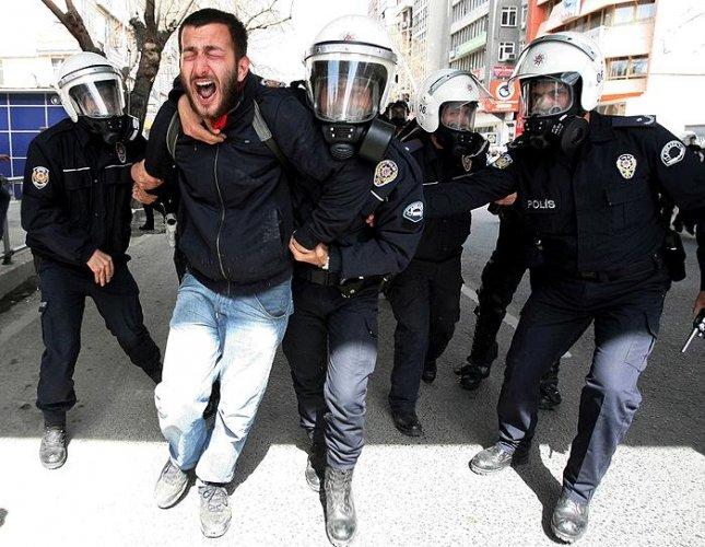 Ankara'da TEKEL meydan savaşı  - Resim 33