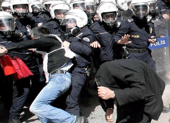 Ankara'da TEKEL meydan savaşı  - Resim 25