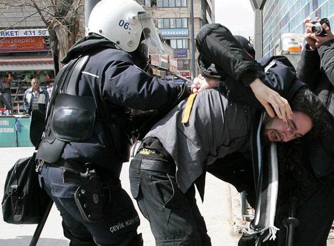 Ankara'da TEKEL meydan savaşı  - Resim 32