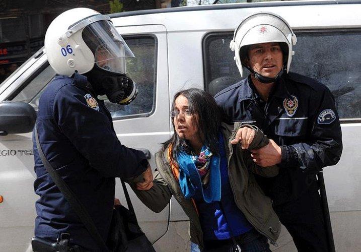 Ankara'da TEKEL meydan savaşı  - Resim 7