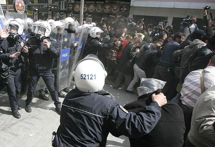 Ankara'da TEKEL meydan savaşı  - Resim 30