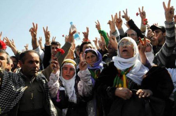 Apo'nun dogum gününü böyle kutladılar