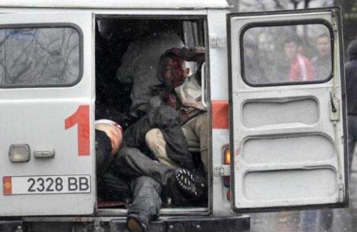 Kırgızistan'da isyan çıktı - Resim 18