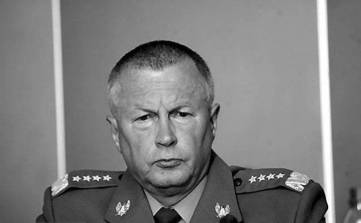 Bir devlet yönetimi uçakla çöktü - Resim 3