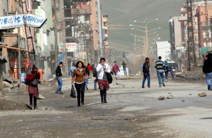 Yumruk Hakkari'yi karıştırdı - Resim 2