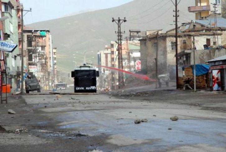 Yumruk Hakkari'yi karıştırdı - Resim 10
