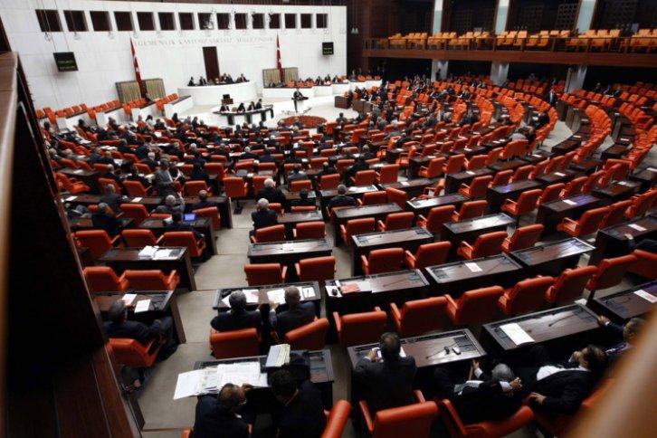 Meclis'te Anayasa görüşmesi - Resim 10