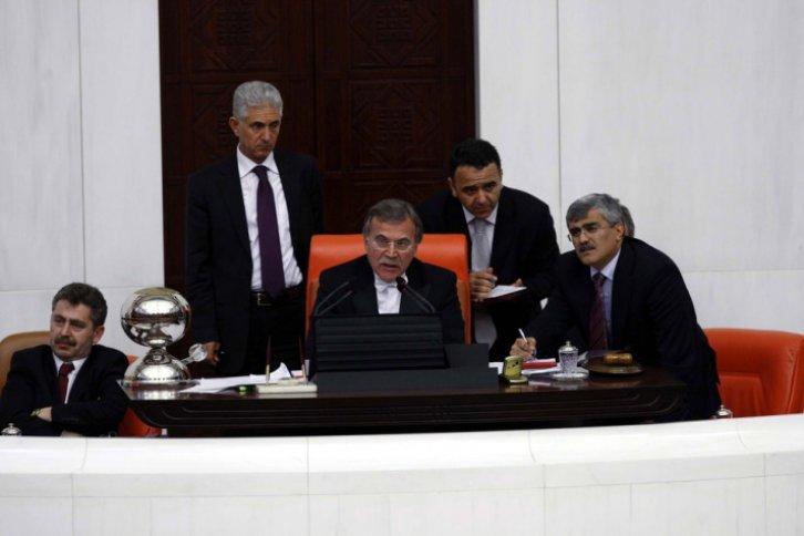 Meclis'te Anayasa görüşmesi - Resim 12