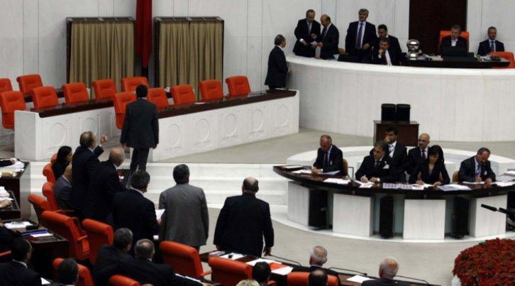Meclis'te Anayasa görüşmesi - Resim 7