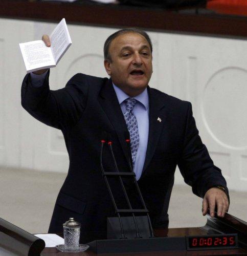 Meclis'te Anayasa görüşmesi - Resim 8