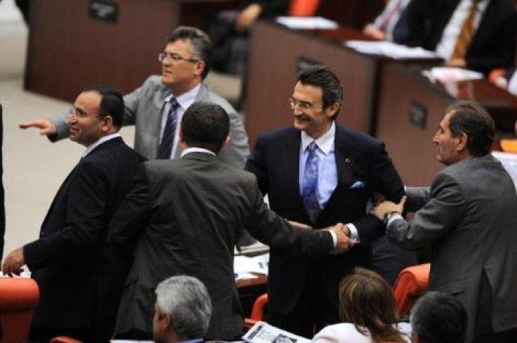 Kürşat Tüzmen'i zor tuttular - Resim 2