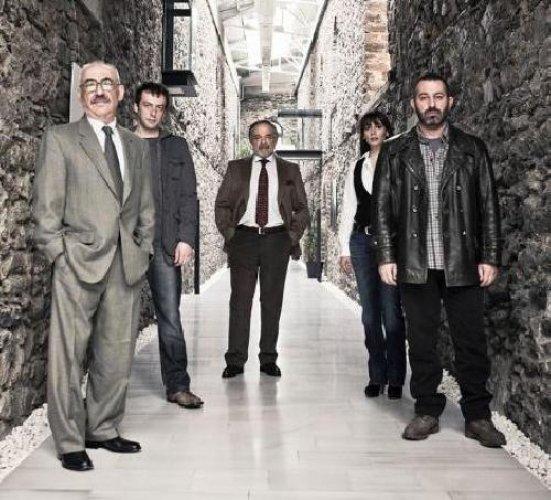 Cem Yılmaz ve Şener Şen aynı filmde - Resim 1