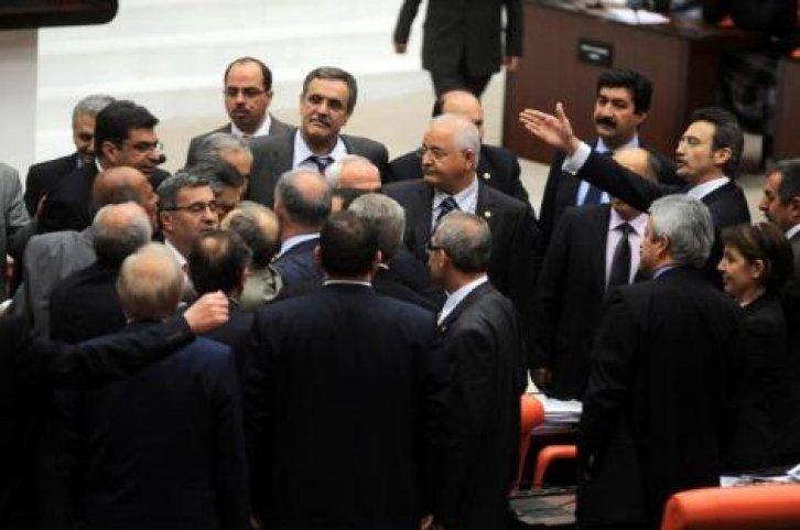 Kürşat Tüzmen'i zor tuttular - Resim 6