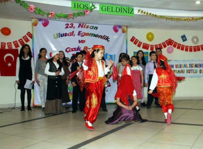 23 Nisan Coşkuyla Kutlanıyor